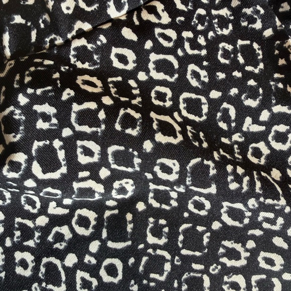 Love Scarlett L Paper Bag Black and White Leopard Print Pants - Picture 4 of 12